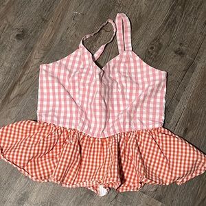 Adorable ASOS top Size 6